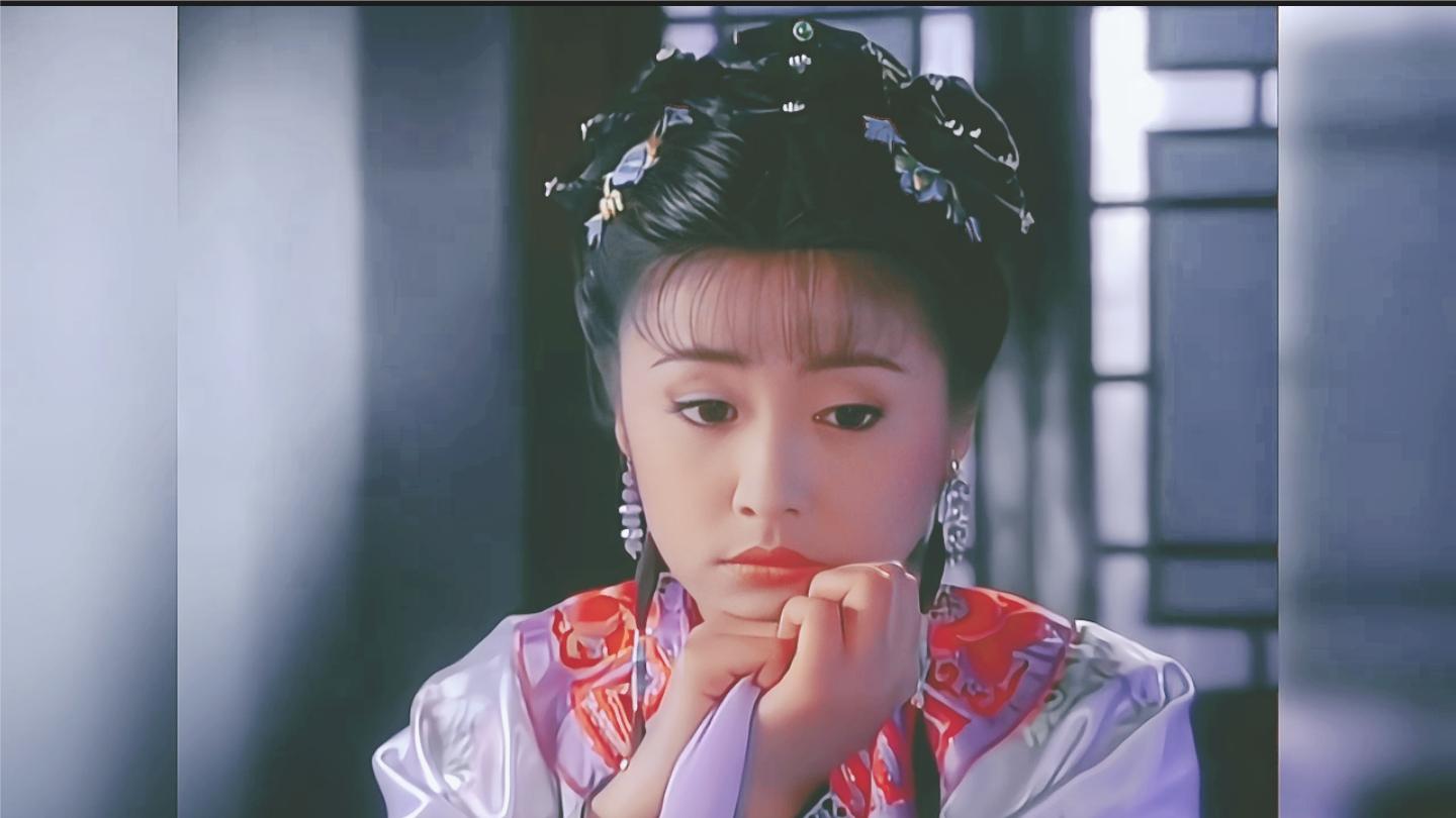 《还珠格格》林心如险遭换角,被嫌弃长得丑,哭不出来让导演生气