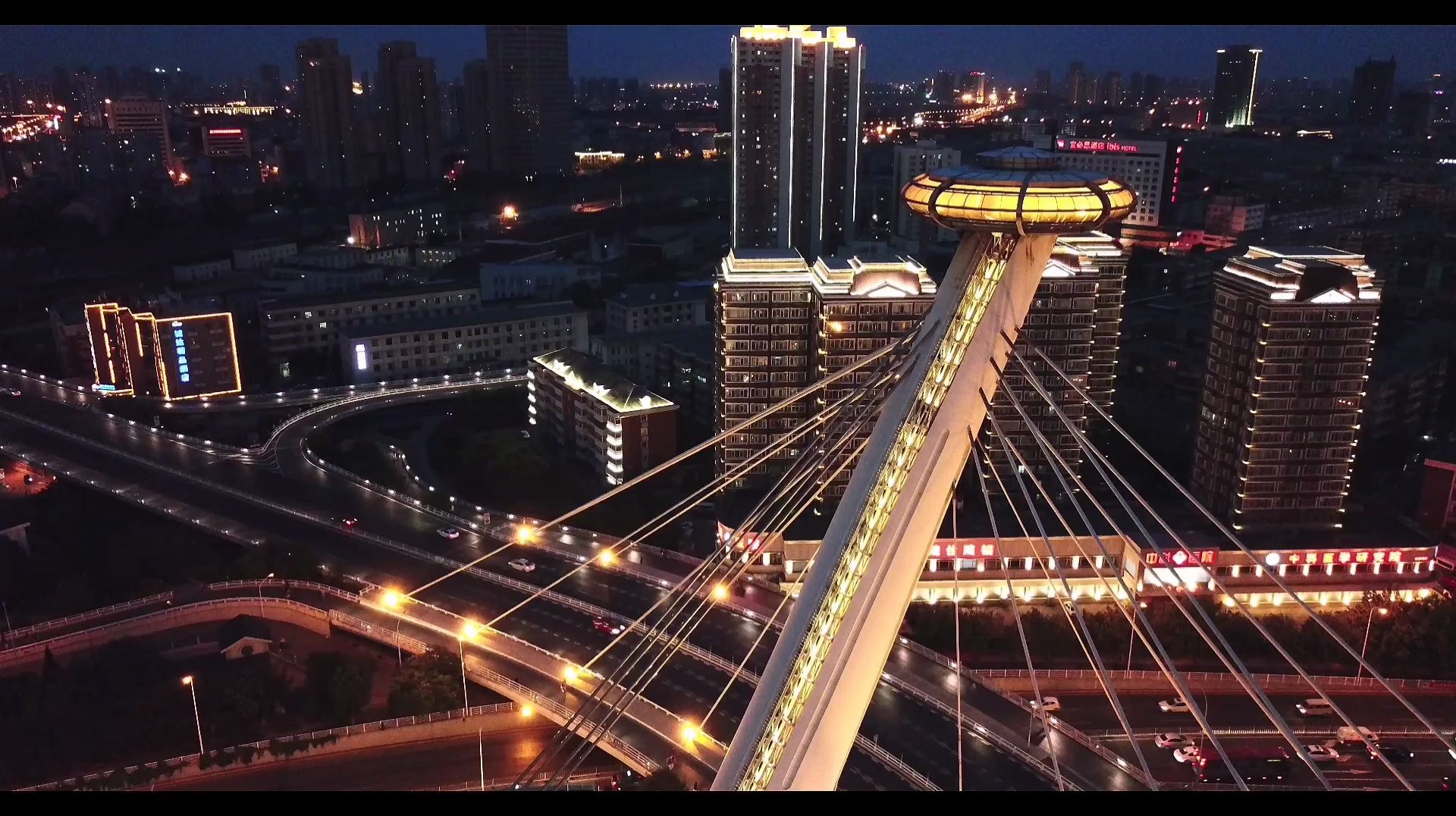 天津津湾广场李公楼桥