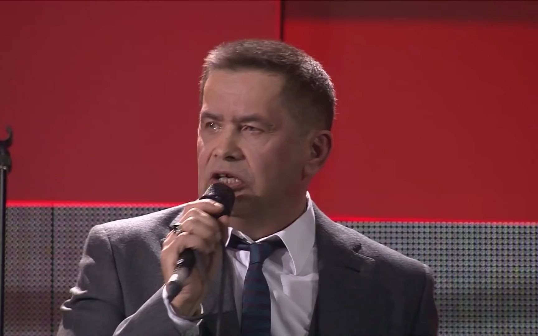 柳拜乐队《红军最强大》