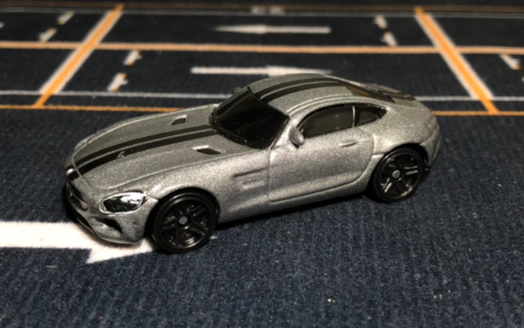 风火轮 hotwheels 梅赛德斯 奔驰 amg gt