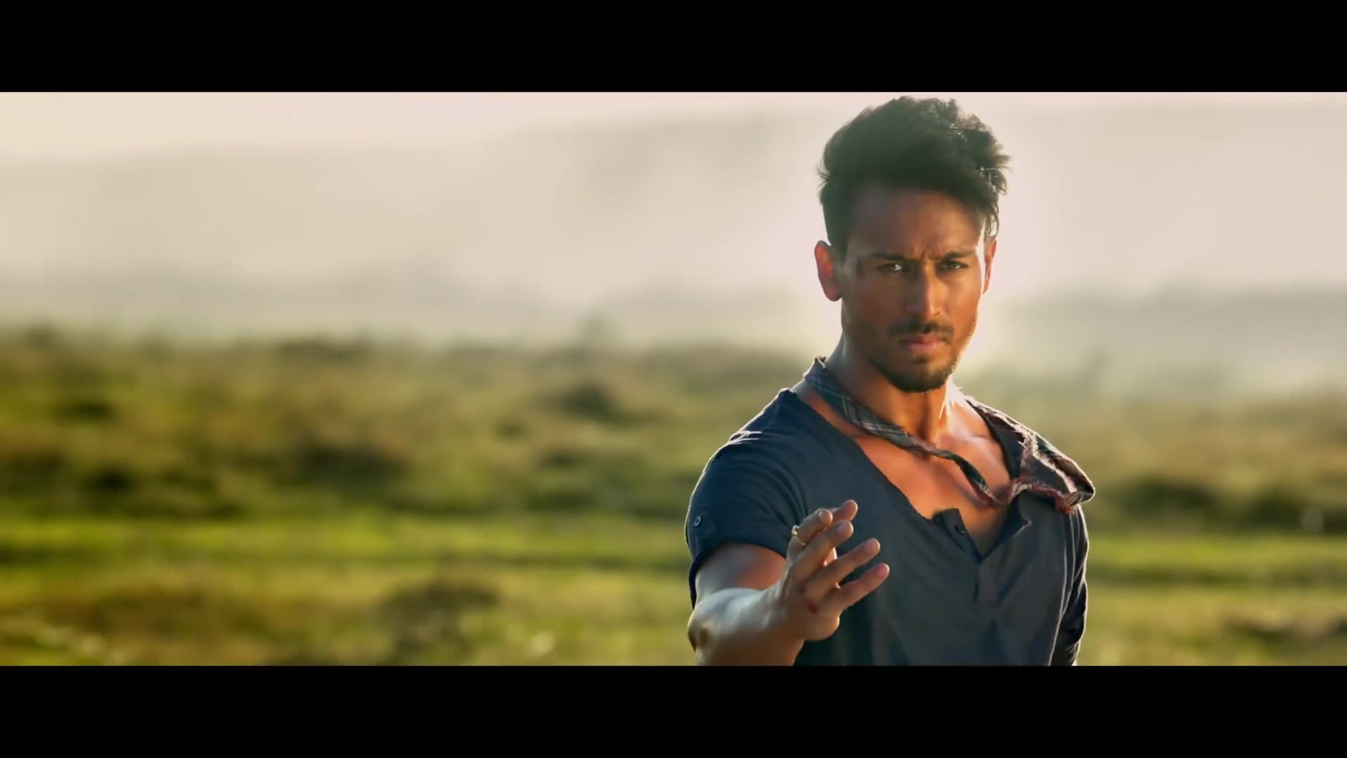 baaghi 3 tiger shroff - 怒尔江