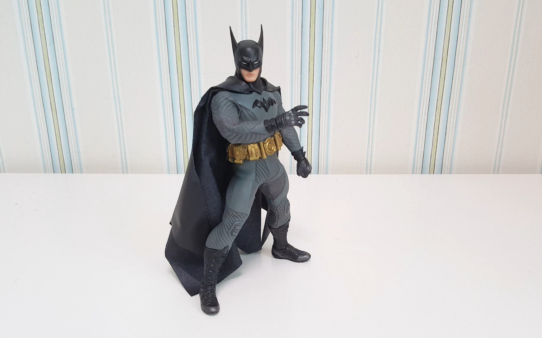 mezco元年初代蝙蝠侠