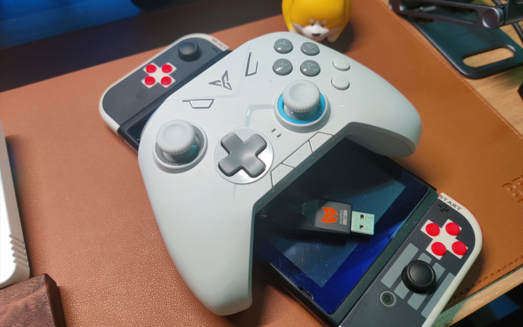 【飞智手柄】已经是ns的形状了!老黑武士如何 任天堂switch端使用?