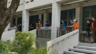 Video herunterladen: 岛内疫苗严重不足 不少台湾民众愿赴大陆施打