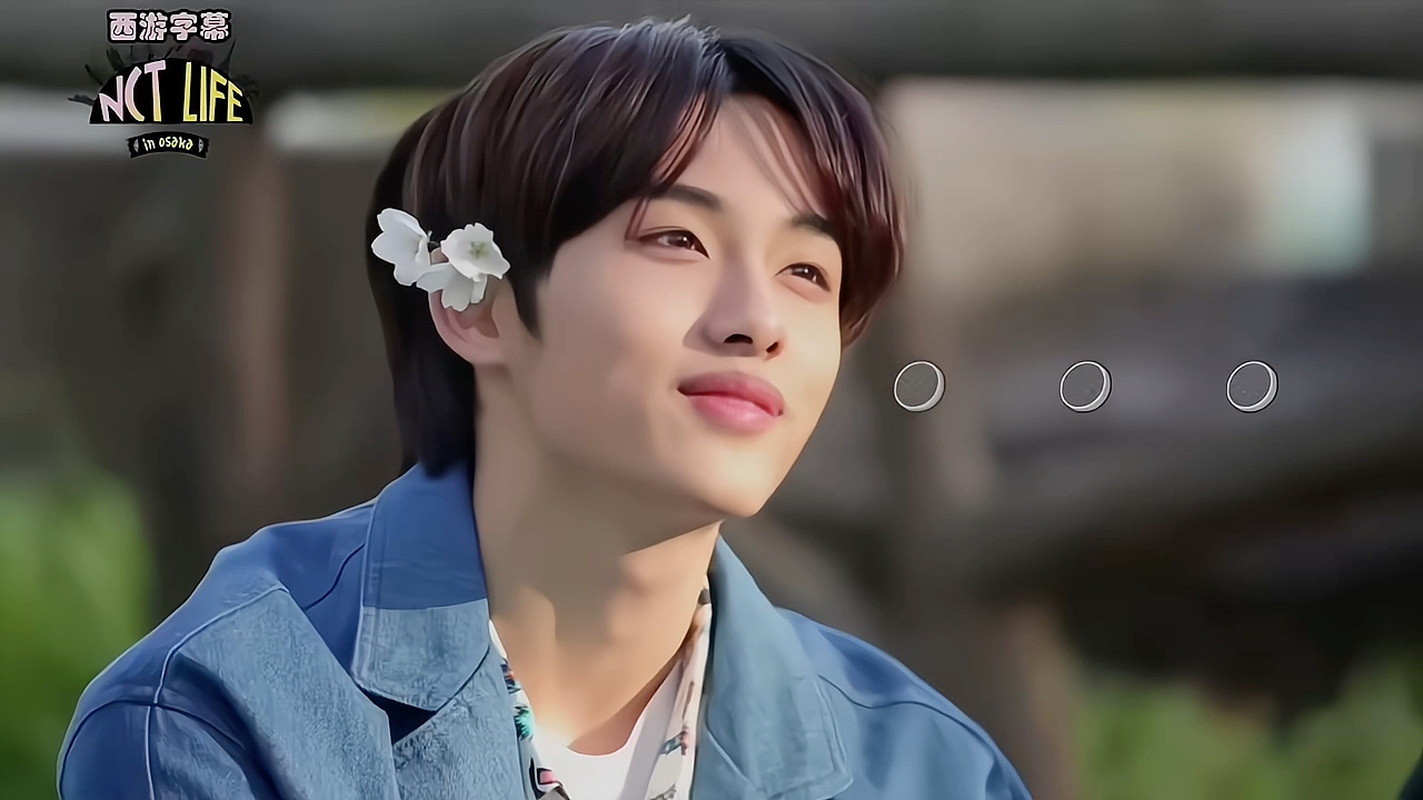 【董思成winwin】来看winko做的三行诗