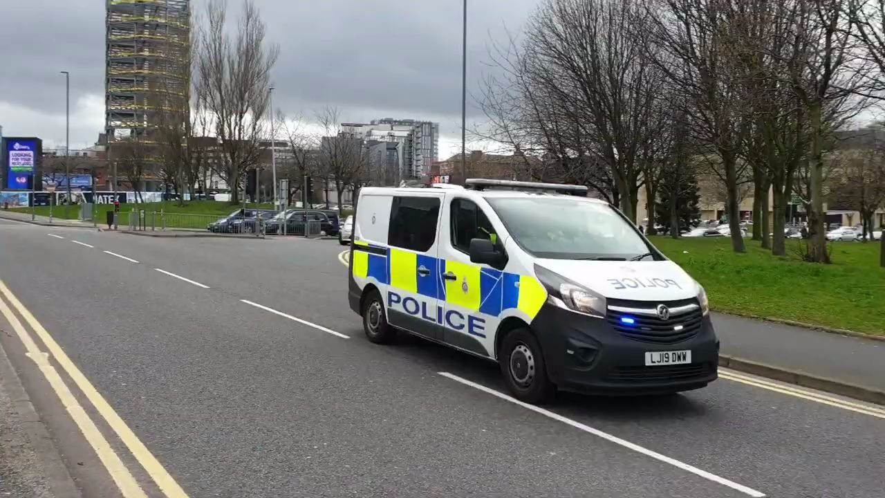 英国警车出警片段合辑1