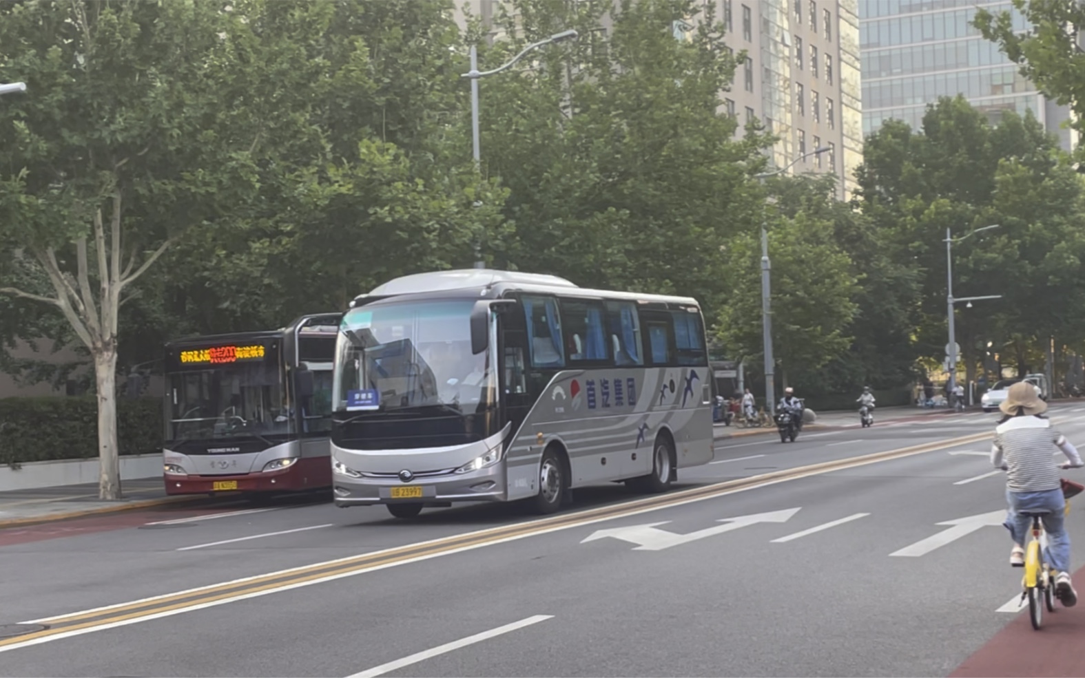 北京首汽大巴图片