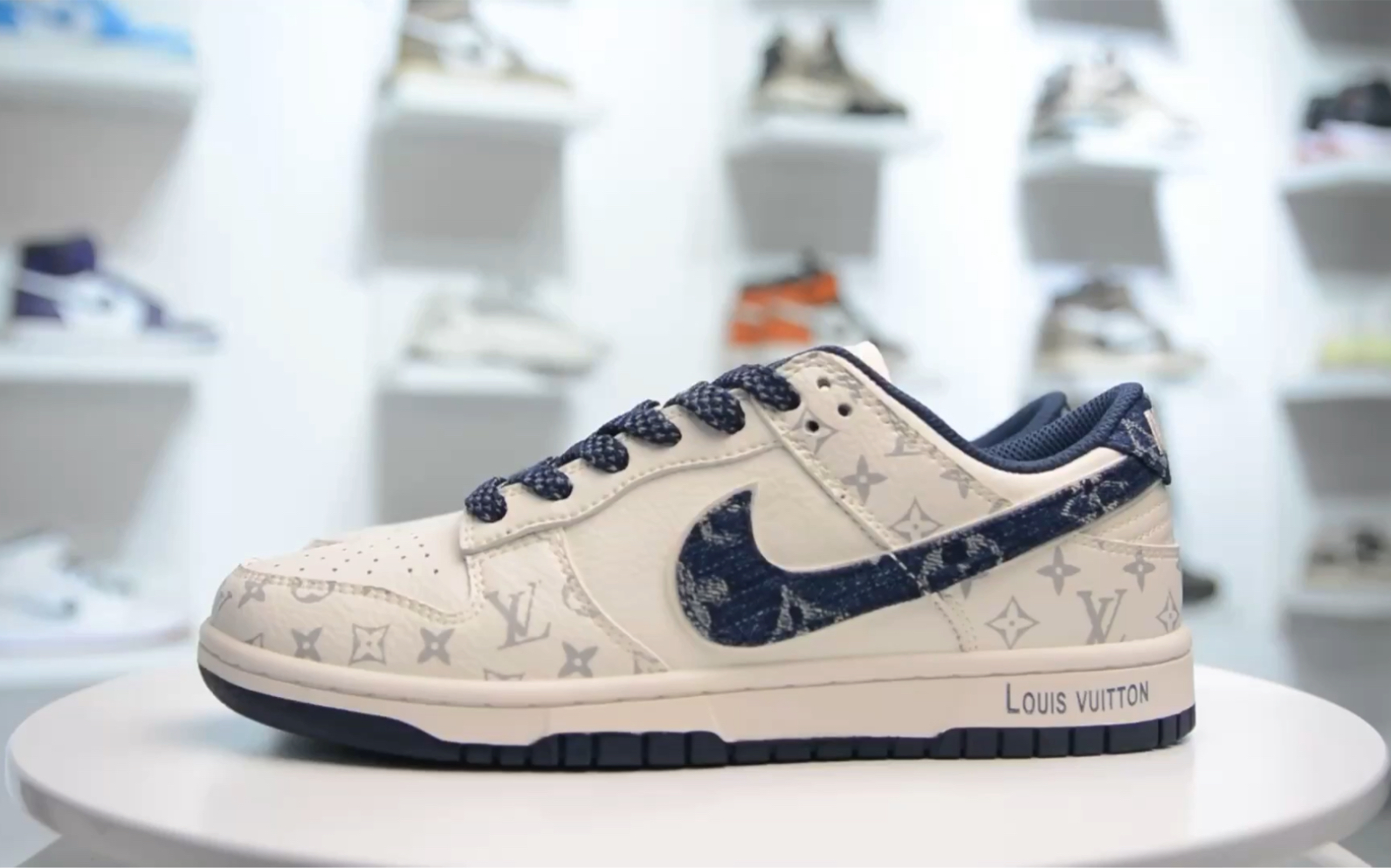 【独家实拍】Nike Dunk Low 定制LV联名 宝蓝满天星哔哩哔哩bilibili