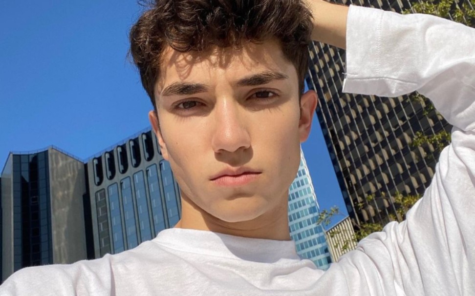 超会扭疫情宅家freestyle法国baptister小哥哥risin舞团成员