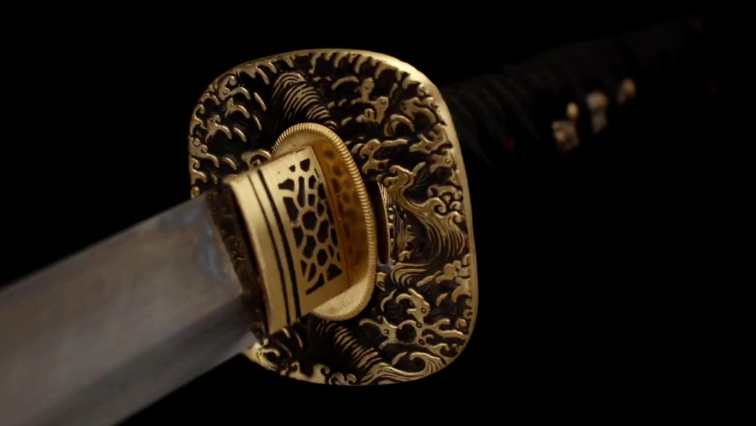 精品黄铜装长尾丁字纹烧刃锯齿纹武士刀一海神