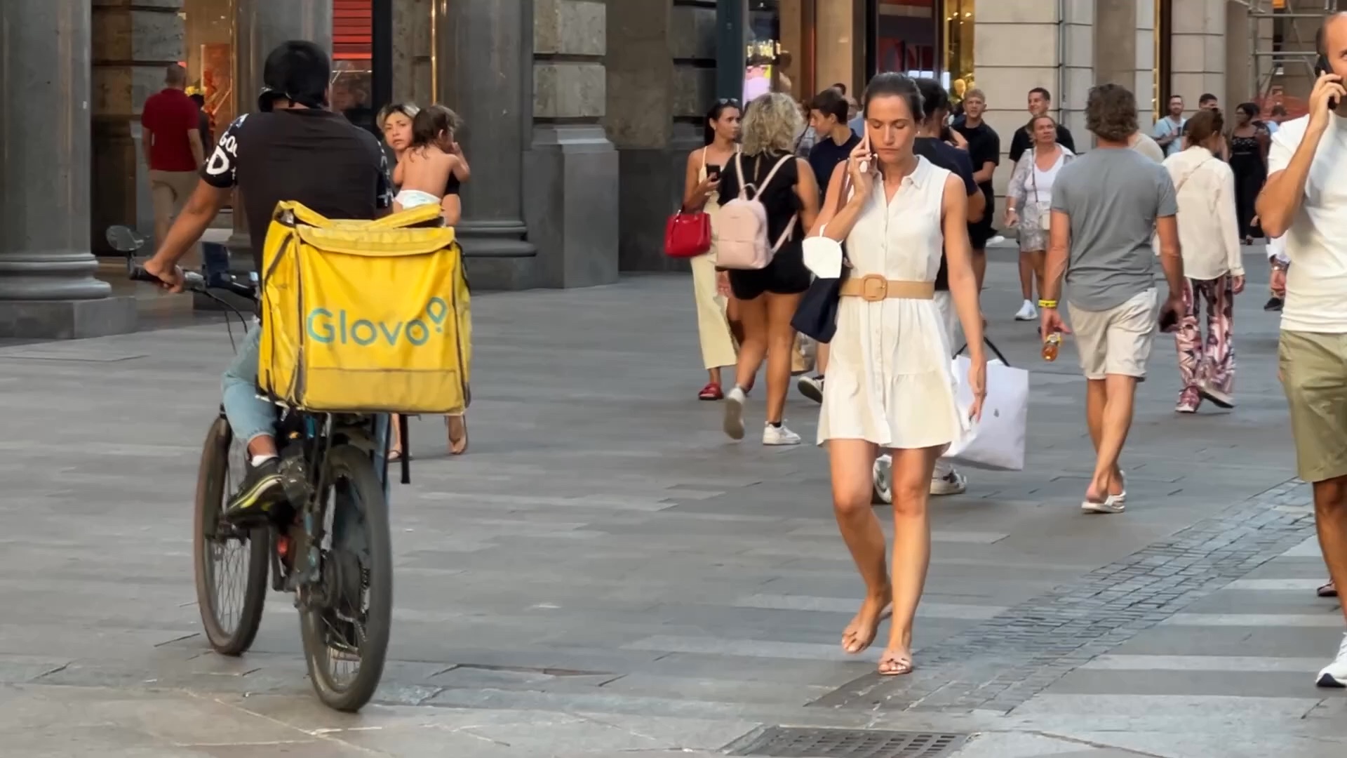 夏季街头风格,在米兰穿的时尚优雅,来自意大利时尚穿搭