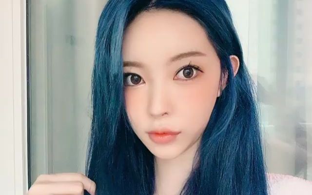 【阿英ins 更新】(蓝色心心)_哔哩哔哩 (゜-゜)つロ 干杯~-bilibili