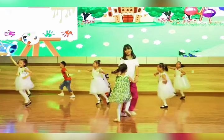 [图]《我的妈妈是幼儿园老师》师生共舞 幼儿园舞蹈 六一汇演 六一舞蹈 六一舞蹈完整版