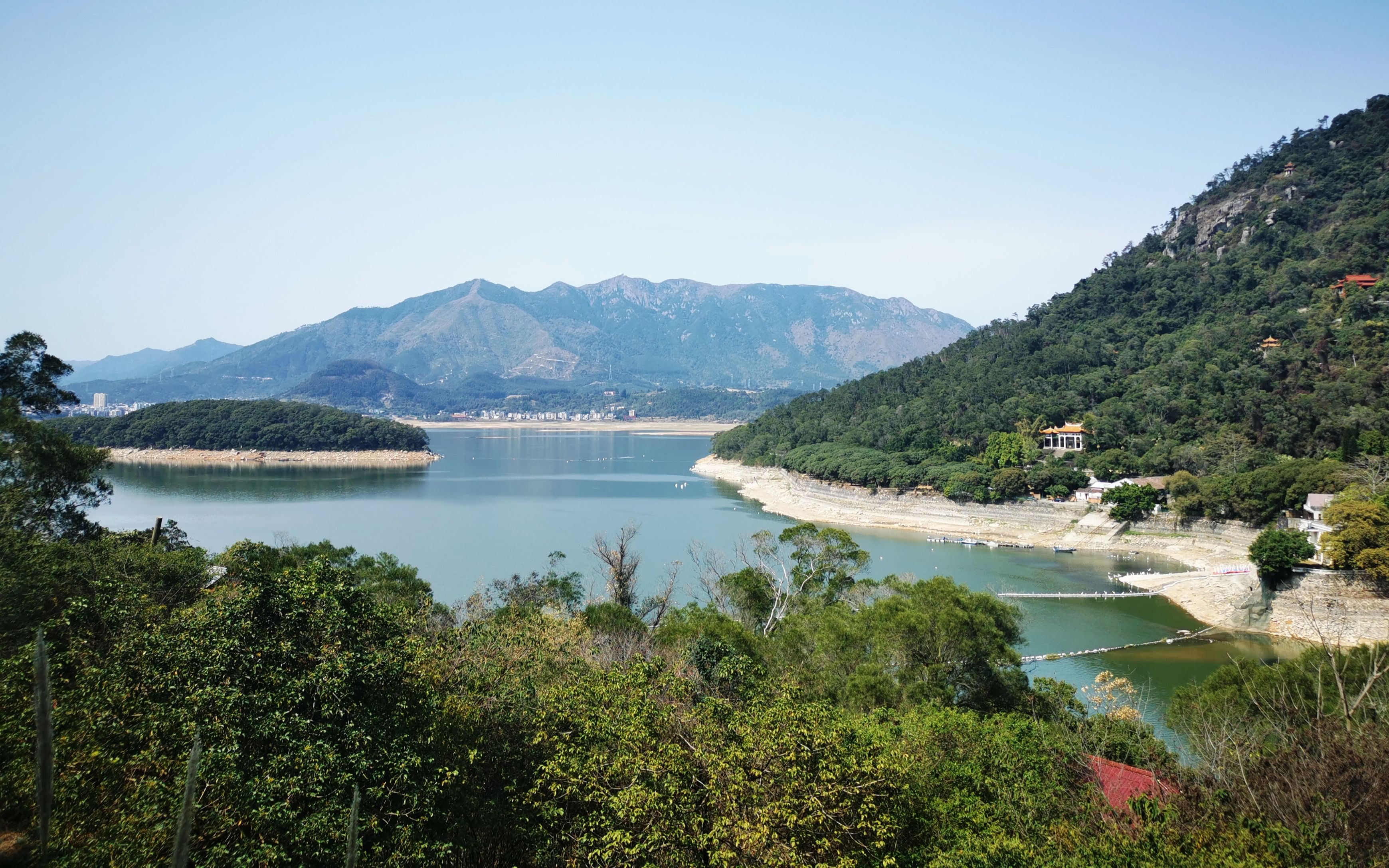 防疫期间,福清石竹湖鲤尾山紫云宝塔附近阿杰随拍