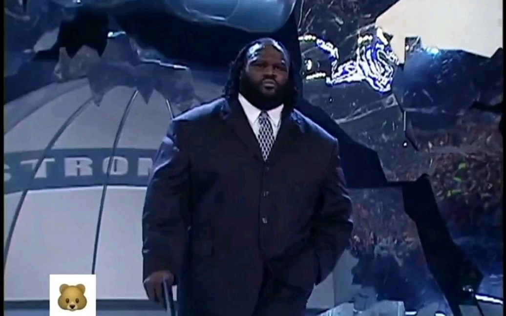 马克亨利西装出场2006