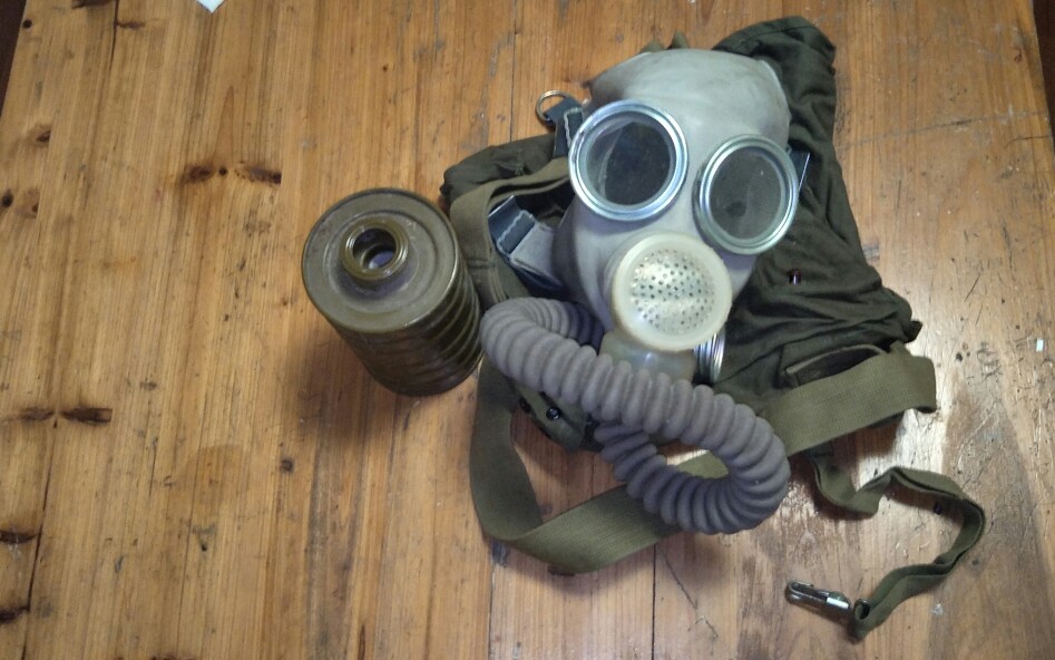 军用防毒面具型号种类图片