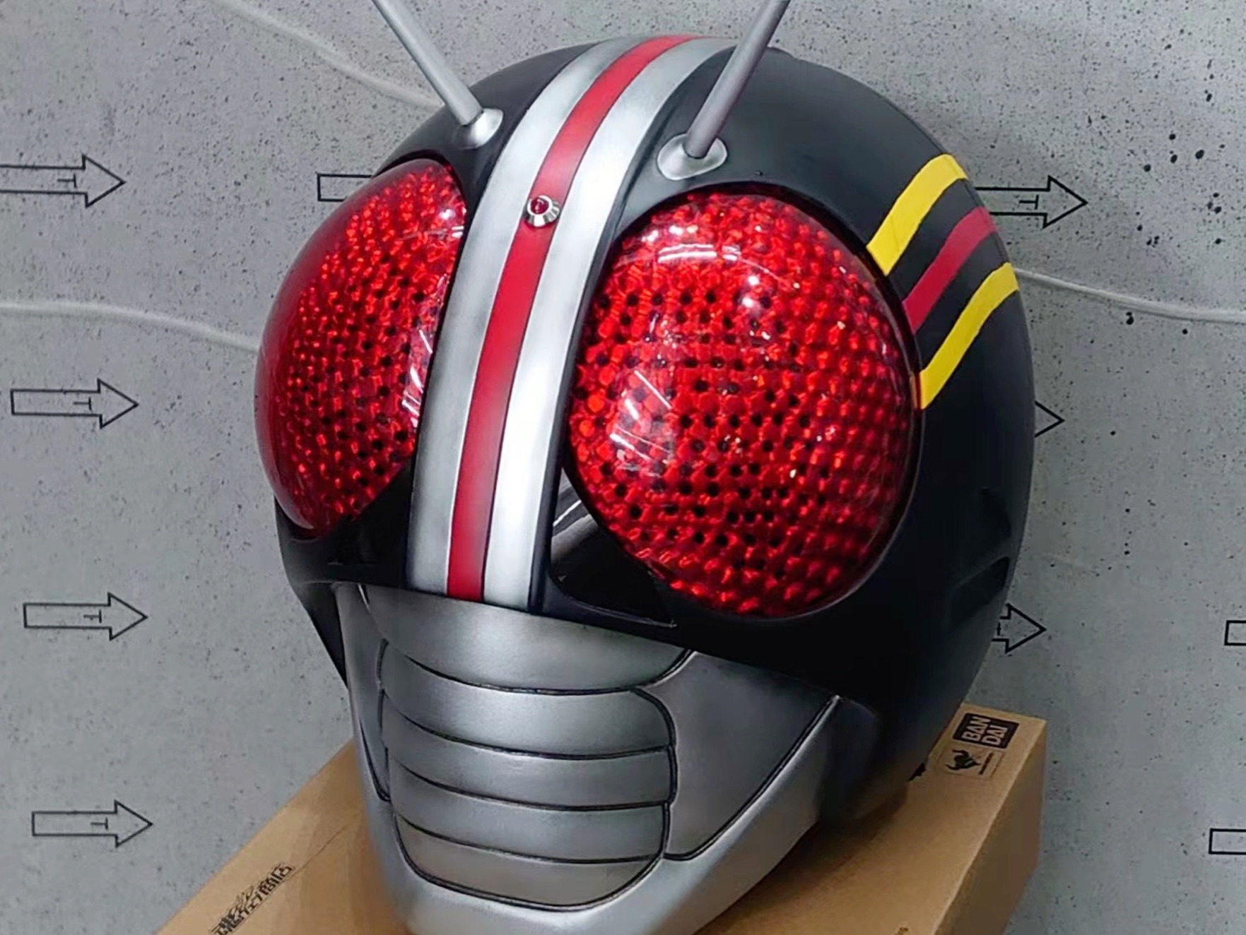 假面骑士black头盔