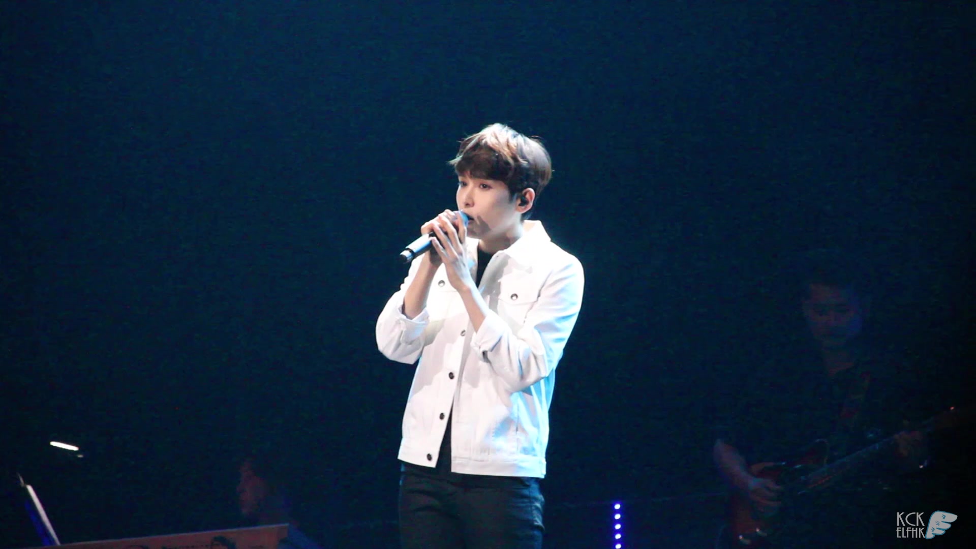 厉旭唱的中文歌原谅我20151226kry亚巡香港场