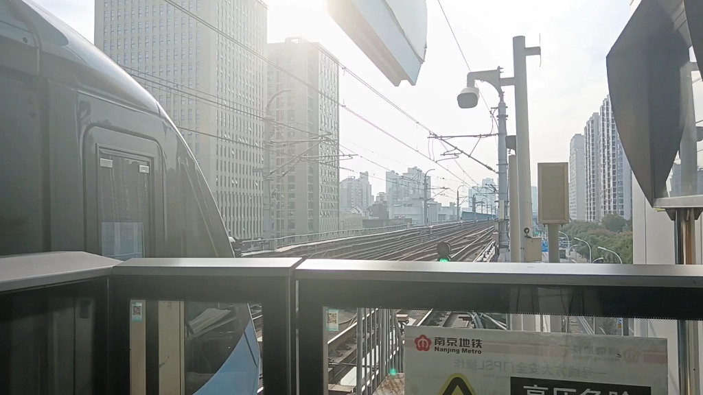 南京地铁1号线( 085086 )出竹山路站