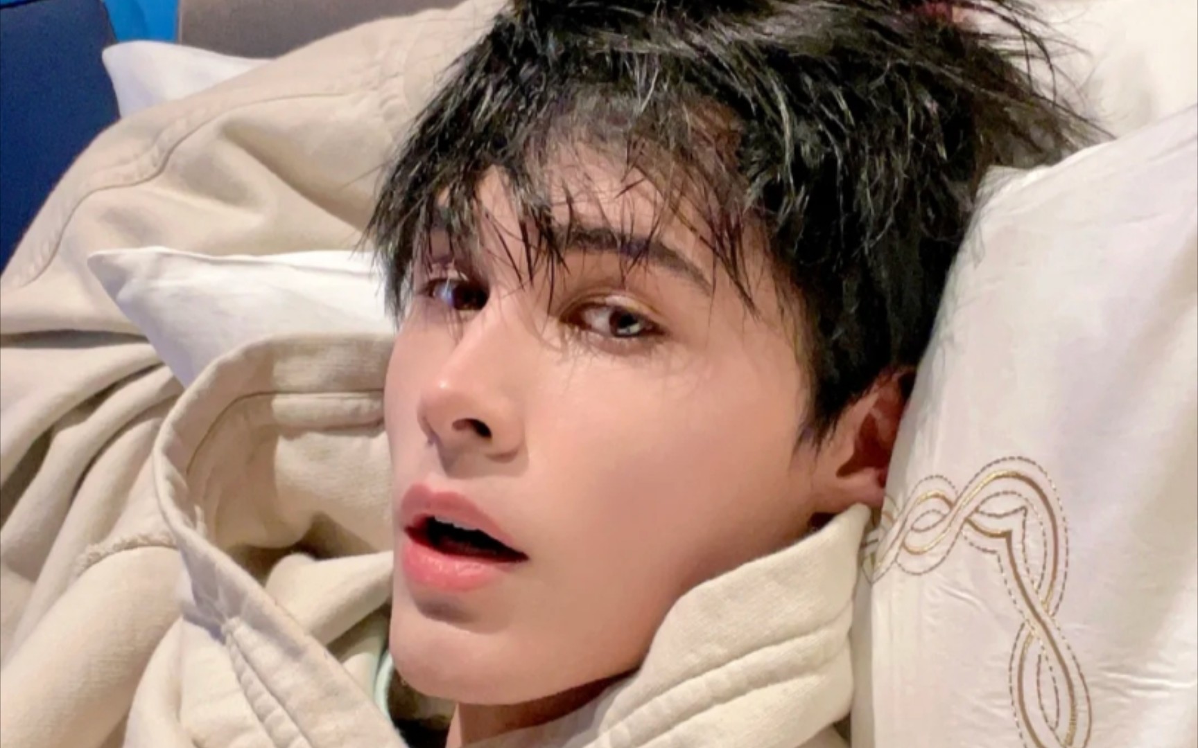 活动作品利路修什么时候回复张欣尧