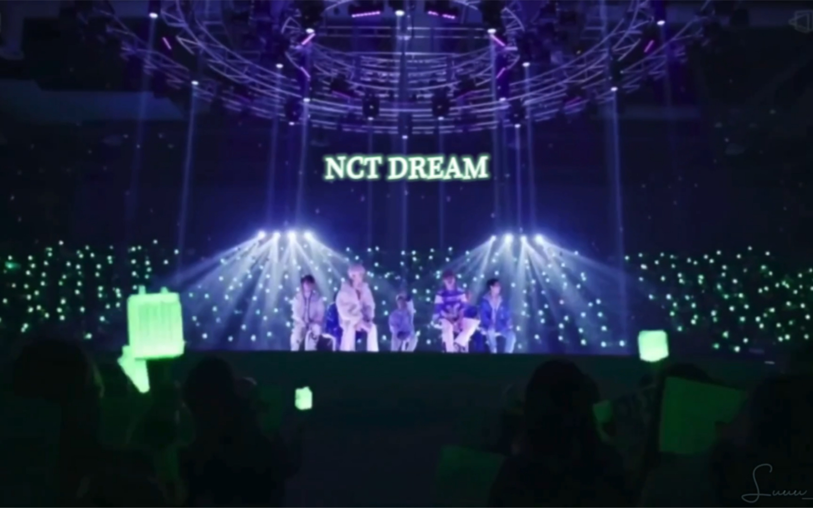 [图]北极星(Never Goodbye) —— NCT DREAM 现场live中文字幕+认人