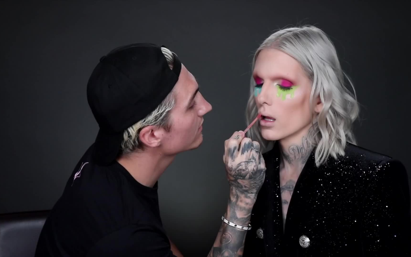 姐夫可以化妆师出道惹丨my boyfriend does my makeup丨jeffree star
