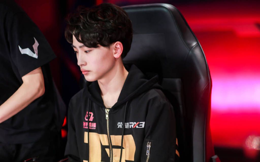 【rngm阿杰】20190223直播吃鸡部分(和拖米双排,和诺诺a趣舞老师四排)