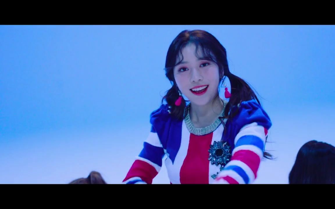 momoland:bboom bboom