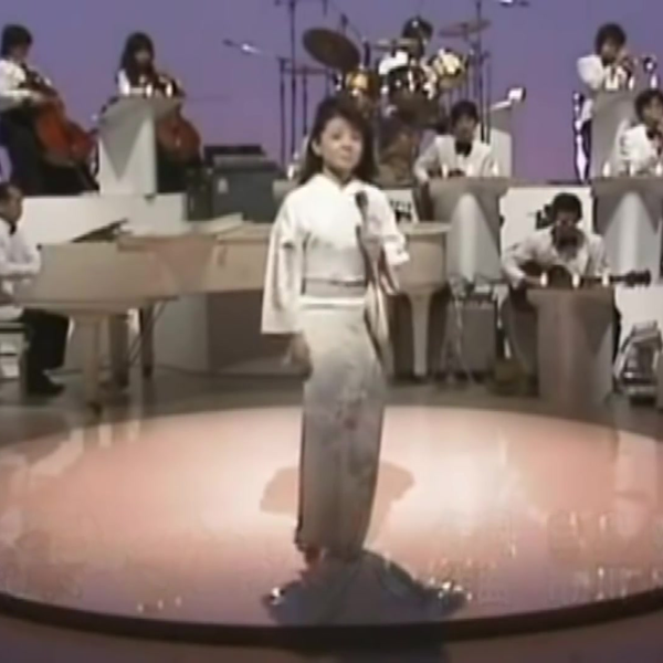 日本演歌】 都はるみ--好きになった人（1968年发行）_哔哩哔哩_