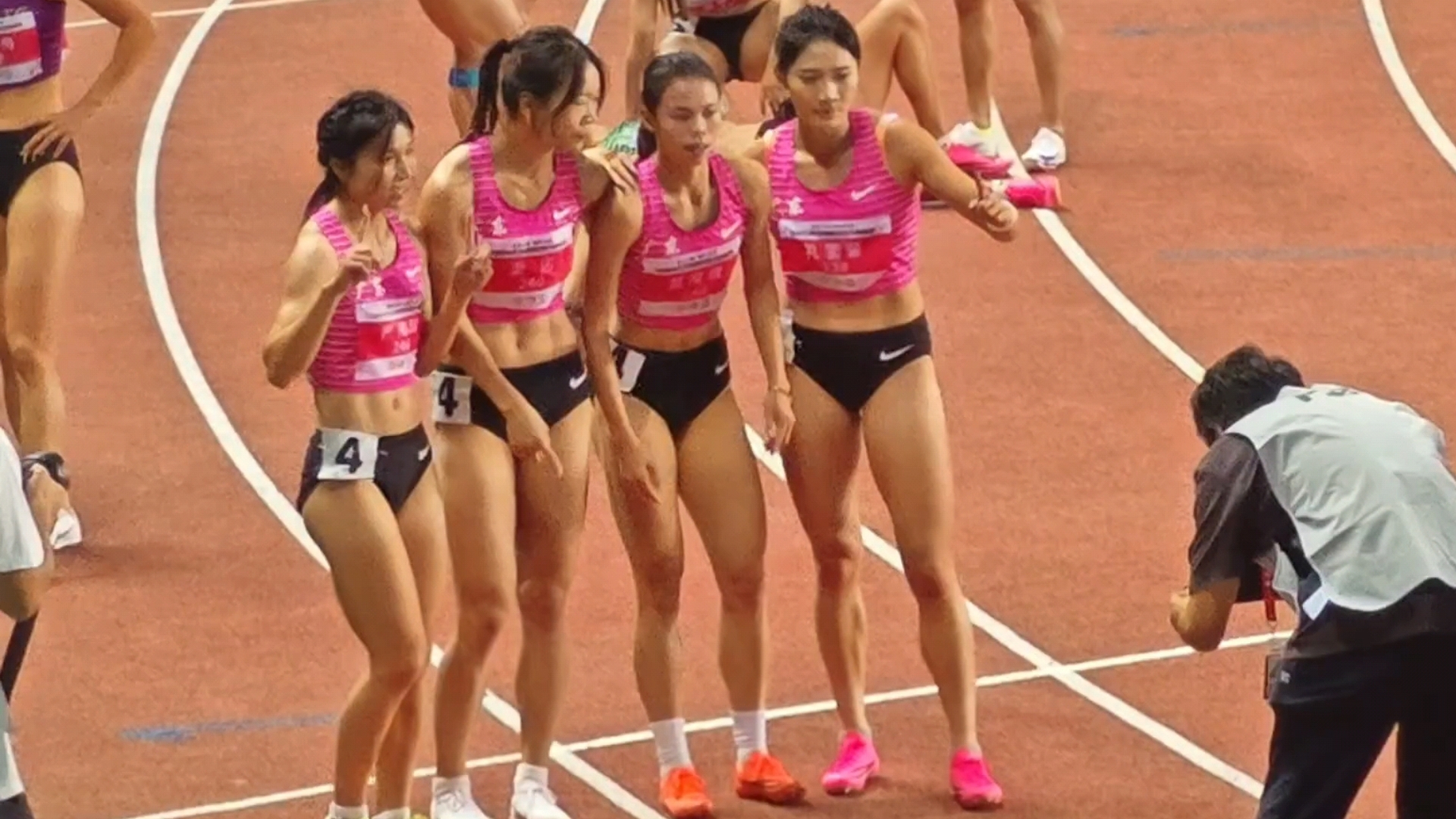 女子4*400米接力决赛广东队夺冠|2024全国田径接力锦标赛哔哩哔哩bilibili