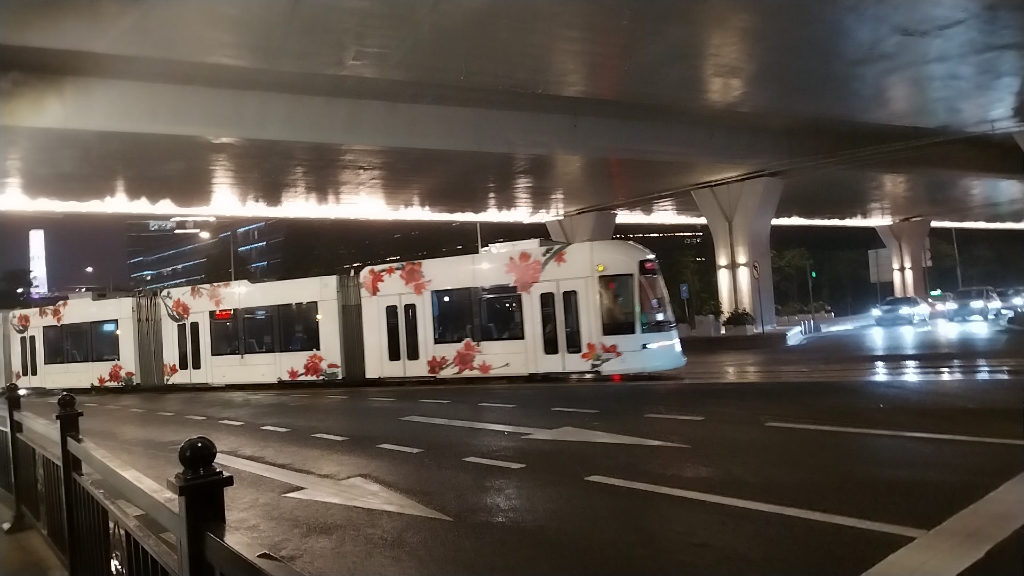 少见的广州海珠有轨电车回送