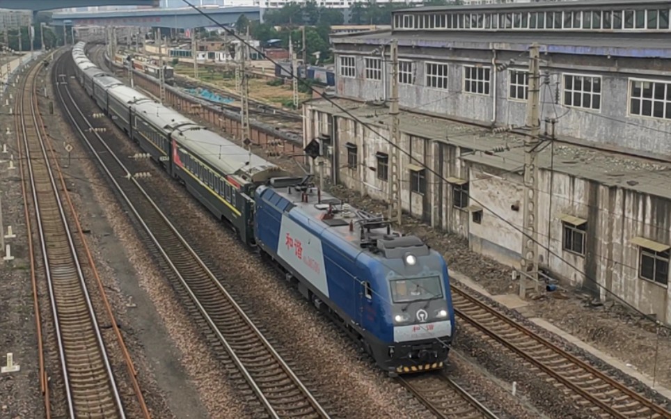 【中国铁路】hxd30709回送兰局25t上行洛阳站出站交汇下行k31次(福州