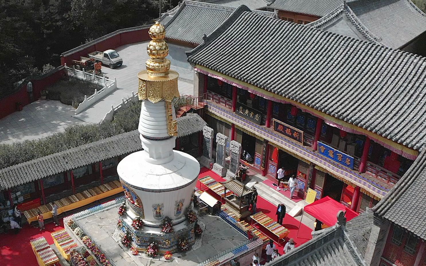 章嘉活佛演教道场_镇海寺详细介绍