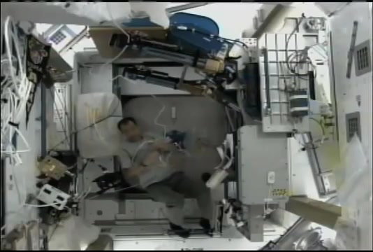 [图]【STS-130】新装备的穹顶舱将为国际空间站提供全景视野