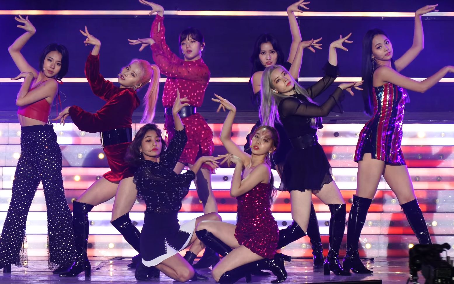 【twice - feel special】舞台现场饭拍 191006 2k