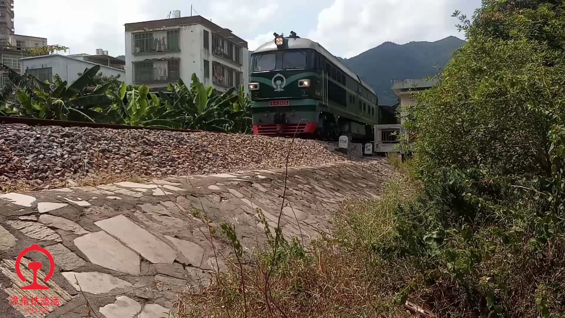 内燃铁路来自漳泉肖铁路的下午火车视频合集希望大家喜欢能够支持