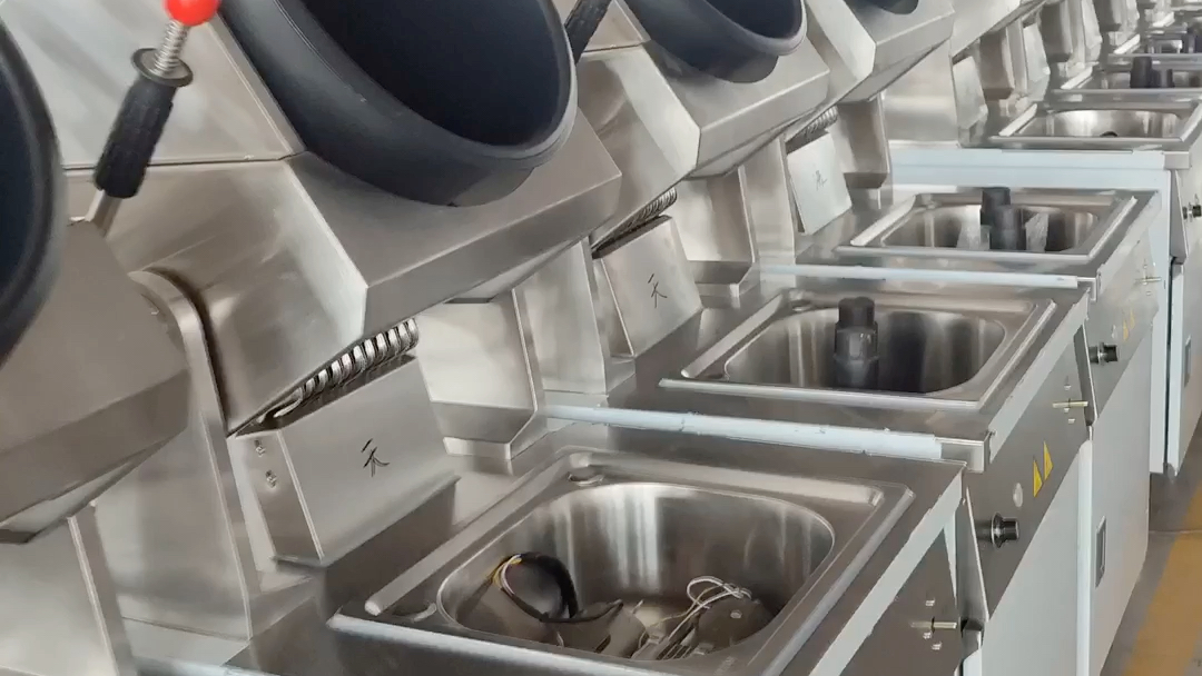 自动炒菜机 节省人工成本 省时又省力#炒菜机器人 #餐饮