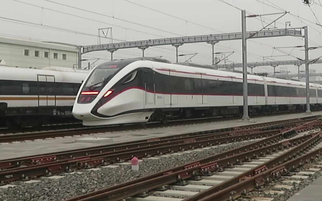 北京地铁22(平谷)线新车铁科院入库_哔哩哔哩_bilibili