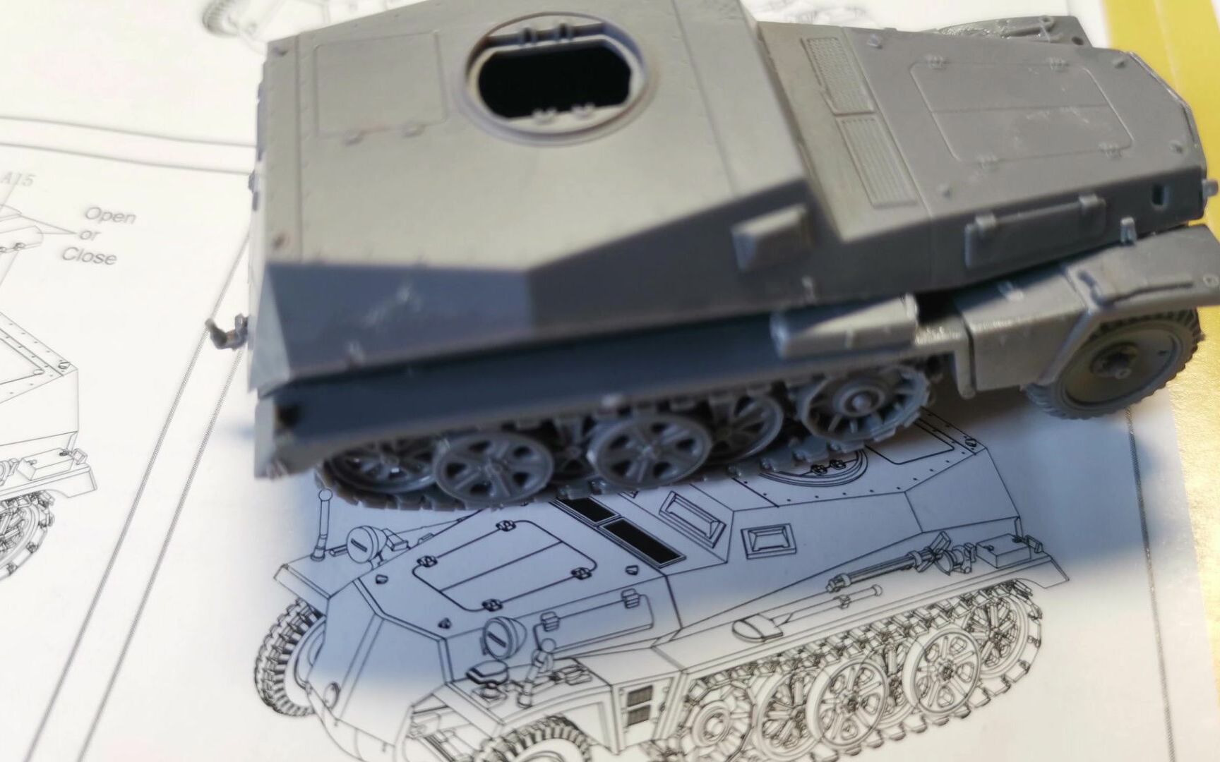 德棍药之摁造sdkfz253炮兵观测车指六分仪模型3