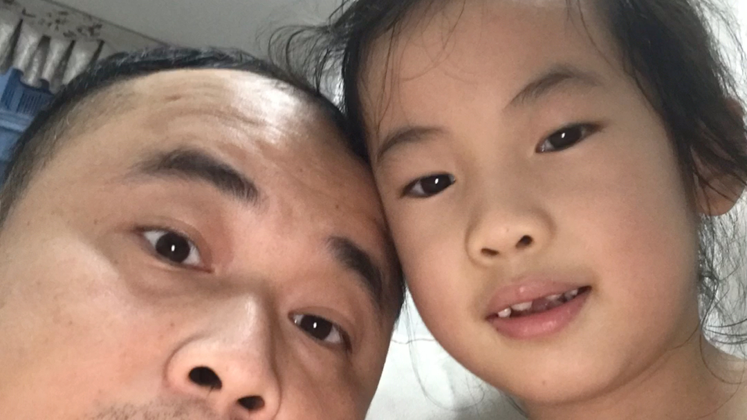 【敏敏快乐的一家人】视频加载中,速速查收惊喜!