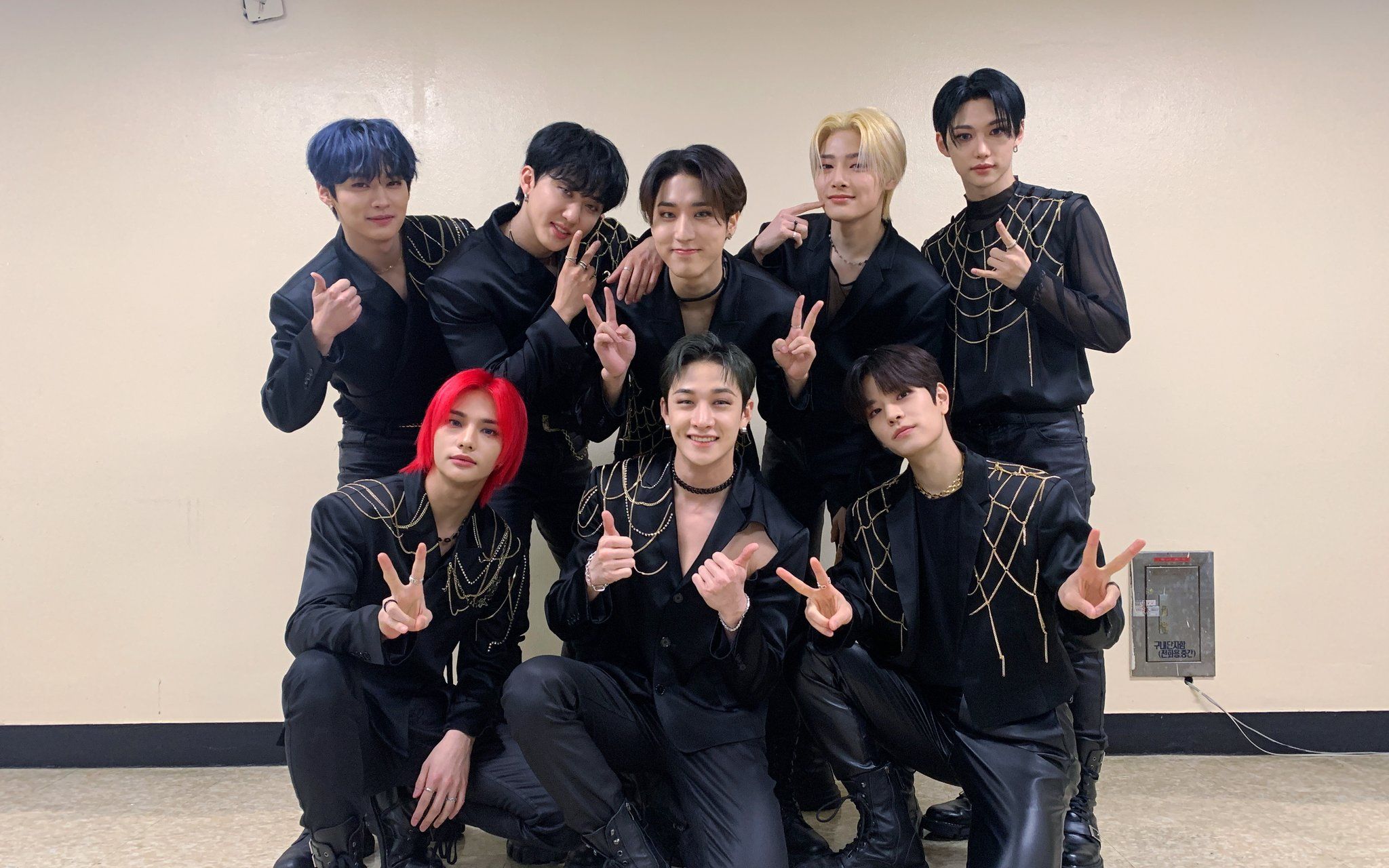 skzstraykids八迷版强迫redlights完整版干声darkmode