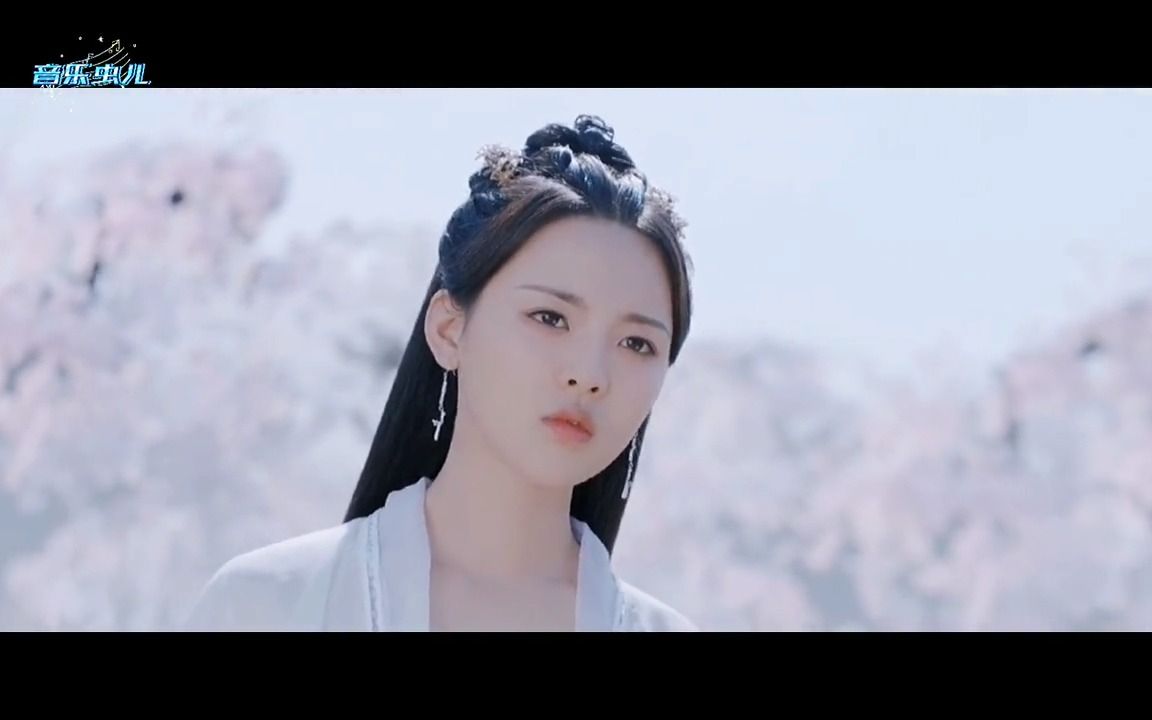 邓紫棋唯美古风歌曲《桃花诺》,浓郁古风韵味,歌声情真意切!