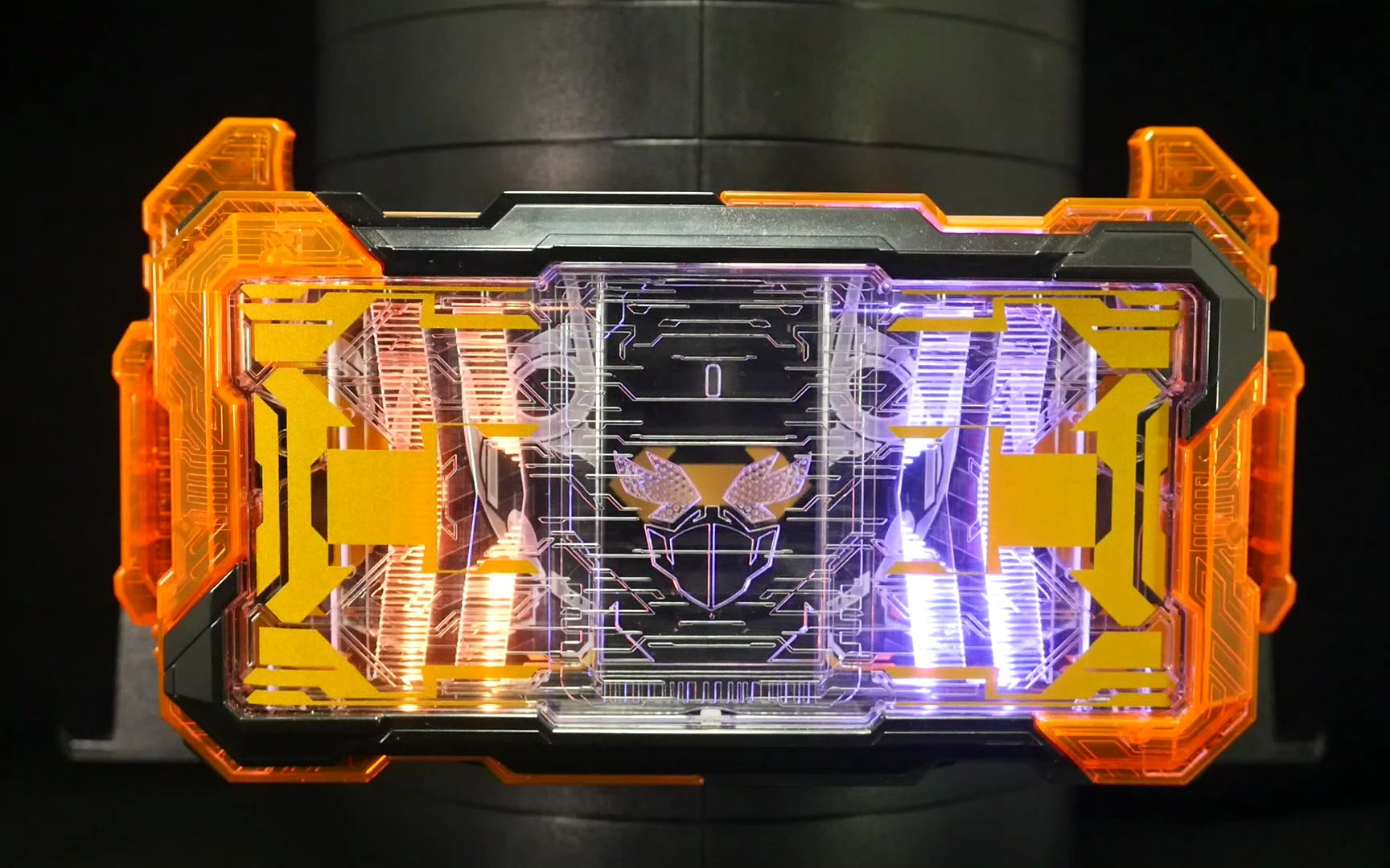 【转载】假面骑士gotchard歌查德 变身腰带dx拆箱 歌查德骑士克米卡