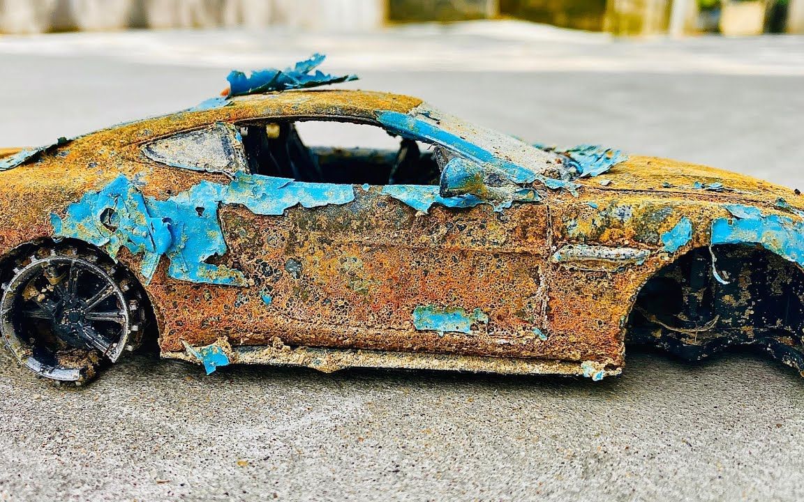 【修复】事先藏好的阿斯顿马丁破旧模型车找出来修复