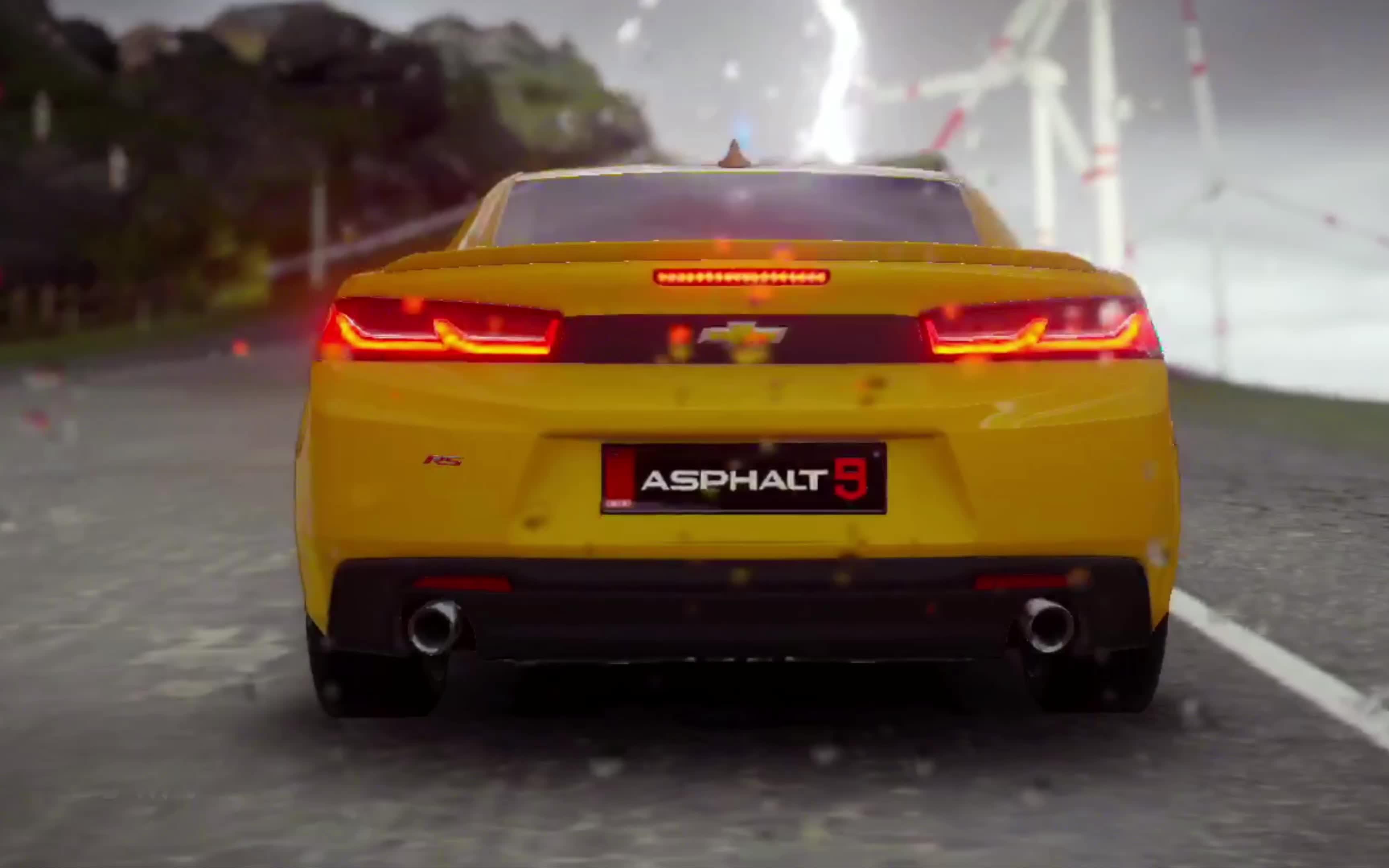 【版本更新】《狂野飙车9:传奇》雨滴在屏幕上 警车模式回归 最高画质