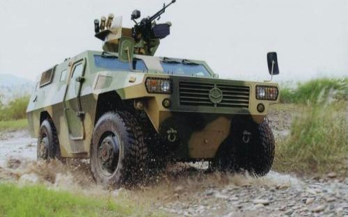 【軍事】vn4型4×4型輪式裝甲車救援車救護車指揮車撞擊啊防彈戰爭