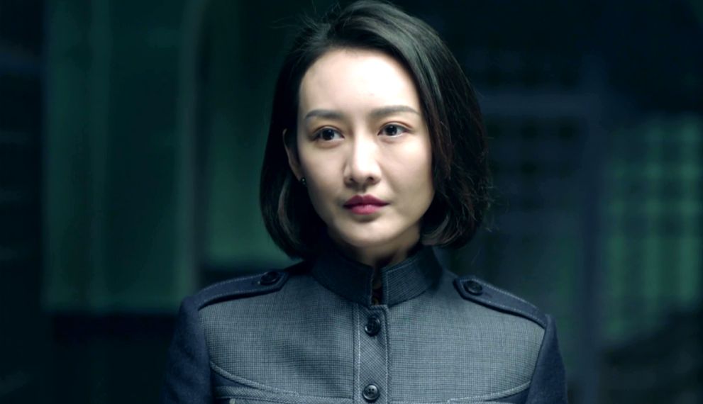 王鸥五官精致,美艳而不妖
