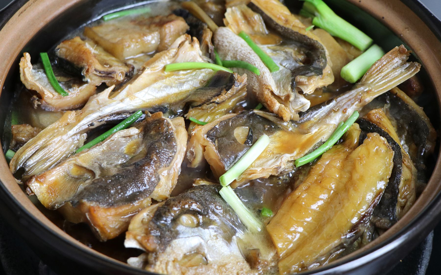 特色风味菜猪肉焖河豚,鲜香美味,吃过后让人回味无穷