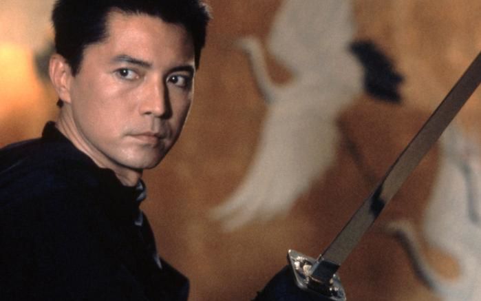 尊龙说日语电影黑色追杀令里忍者金城扮猪吃老虎