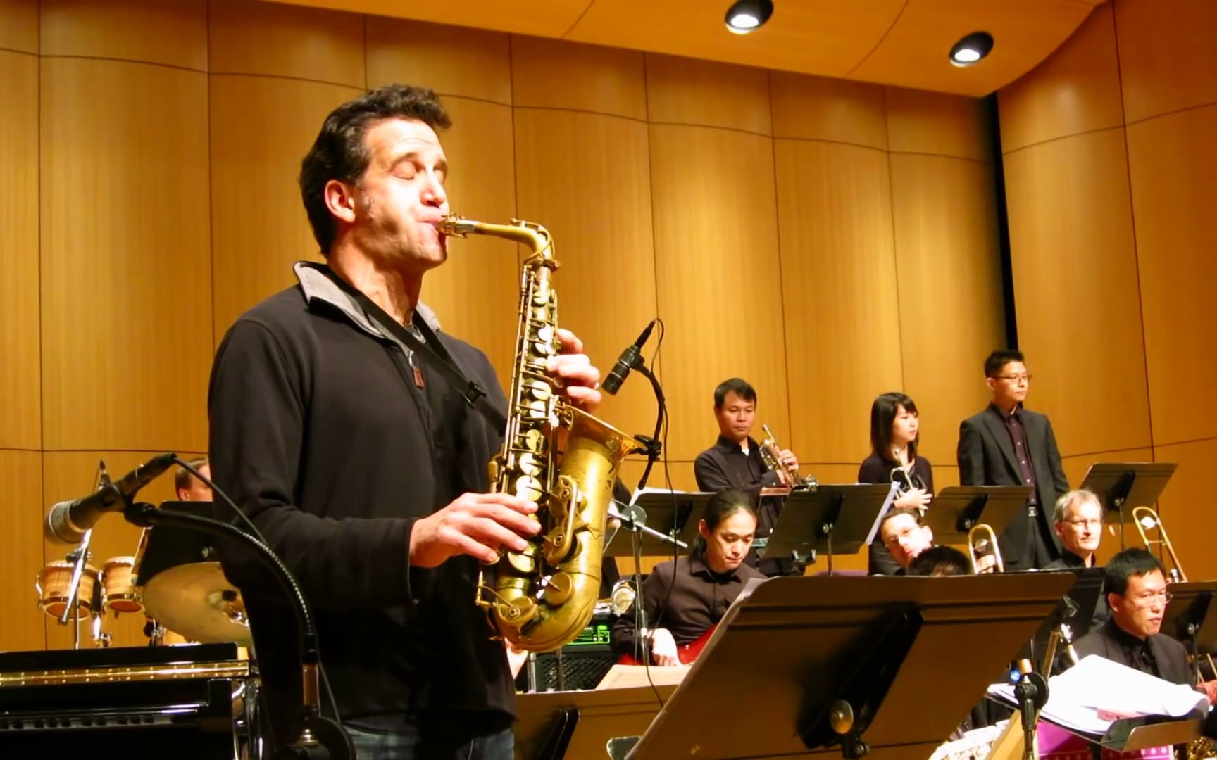 [图]Eric Marienthal 試音：港都夜雨 w_ Taipei Jazz Orchestra